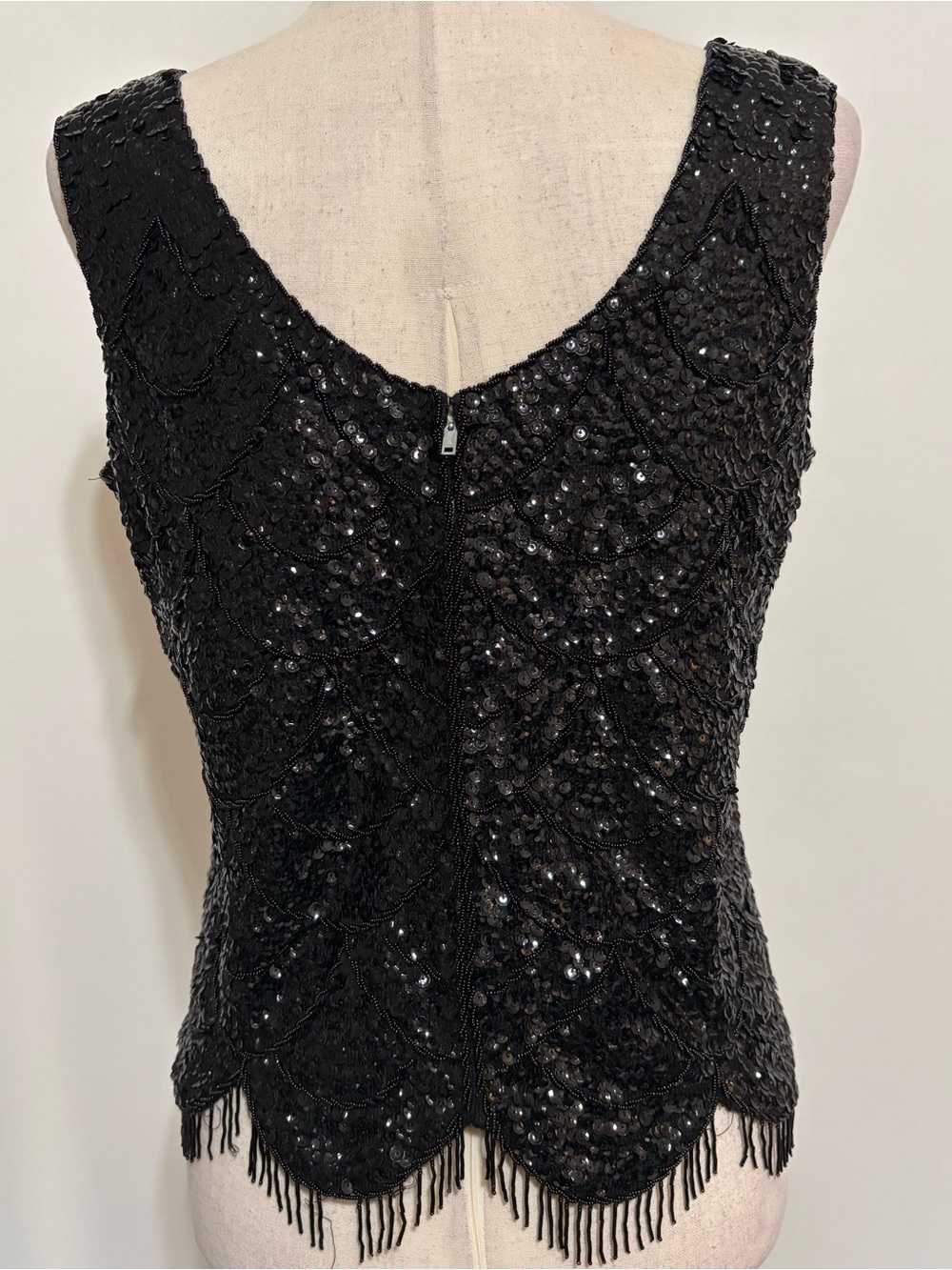 Vintage 60s Black Sequin Beaded Zip-Up Sleeveless Top Size M STUNNING - Picture 3 of 5